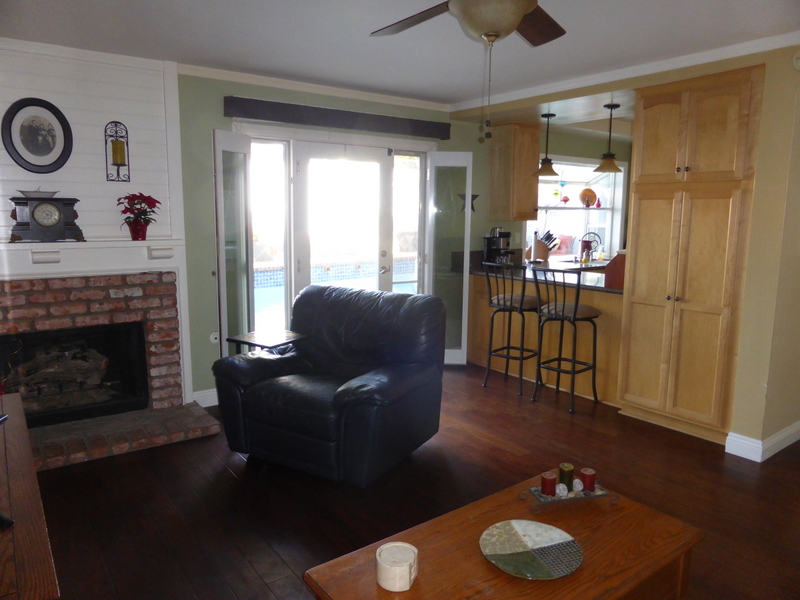 13 - family room