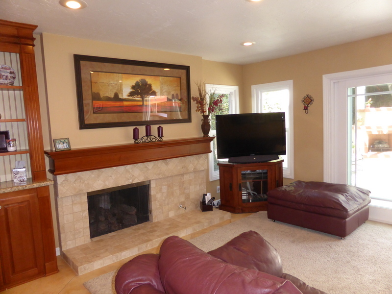 13 - family room